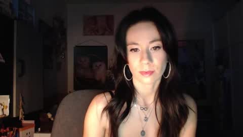 Rose online show from December 15, 2:55 pm