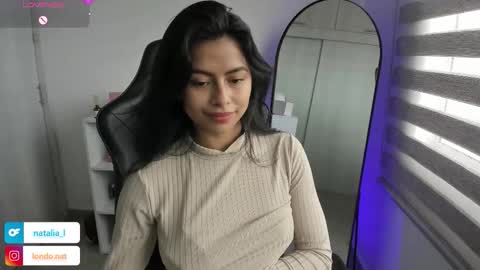 Nat online show from November 24, 3:25 pm