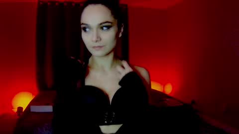 roseredgoddess online show from December 7, 3:58 am