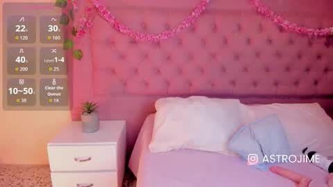   online show from September 12, 4:57 am