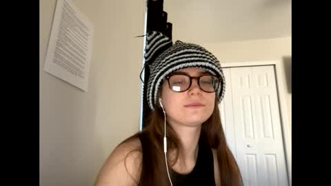 roseyla1 online show from February 2, 2:49 pm