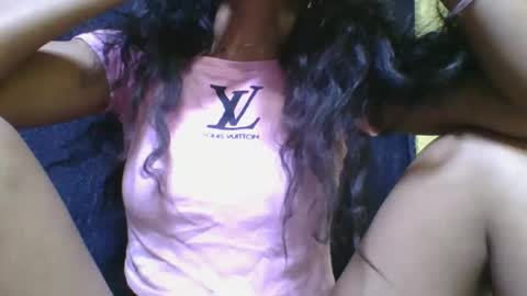 rosia685234 online show from September 17, 7:06 am