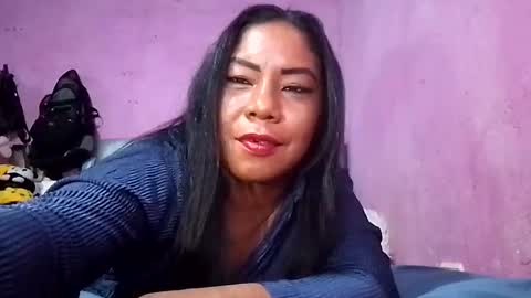 rosmerynavarro online show from December 11, 4:28 am