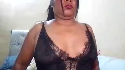 rosmerynavarro online show from December 17, 5:22 am