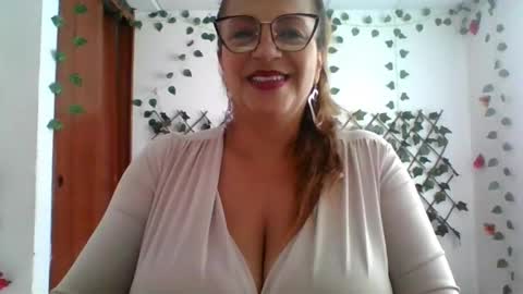 Rossana  online show from February 19, 12:37 pm