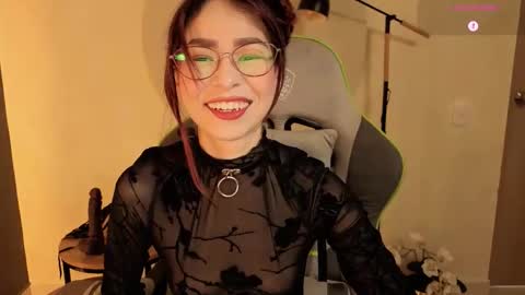 Miss Rosse online show from March 28, 1:21 pm