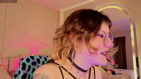 rossiie_hunt_ online show from May 22, 2:15 pm