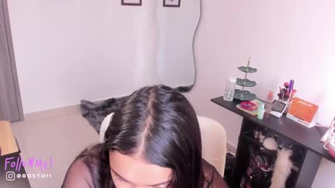 Snapshot of rossth11 chatting on February 18, 2:16 pm Im Ross online show from February 18, 2:16 pm