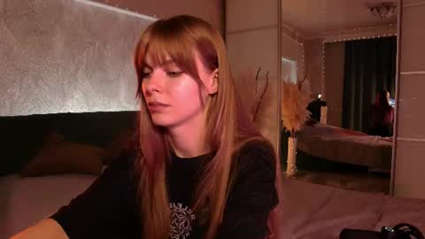 rosy_black_ online show from July 21, 8:42 pm