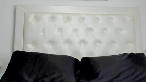 rouse_sexy_hotxx77 online show from June 24, 2:10 am