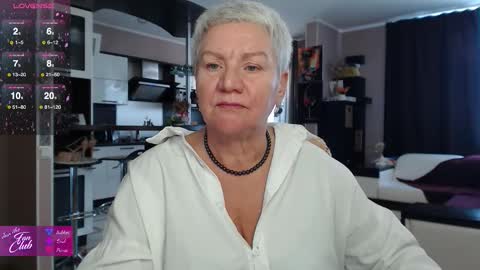 Roxana online show from February 4, 1:14 pm