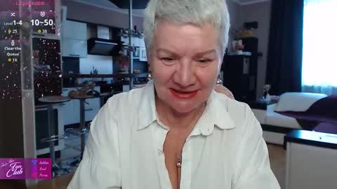 Roxana online show from February 18, 2:27 pm