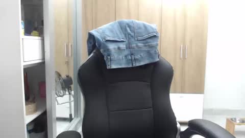 Roxana online show from March 10, 1:34 am