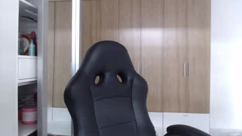 Roxana online show from February 2, 6:53 pm