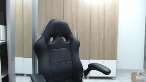 Roxana online show from January 29, 12:01 am