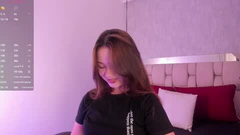 Roxie  online show from March 4, 7:54 pm