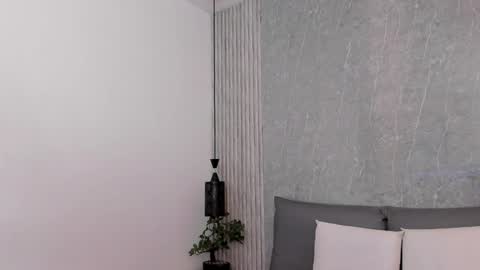 Roxie  online show from December 30, 11:59 am