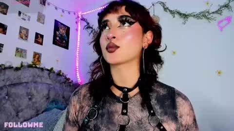 Snapshot of roxxystar_ chatting on March 10, 2:06 am Roxxane online show from March 10, 2:06 am