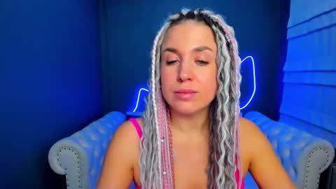 Roxy online show from November 19, 1:49 am