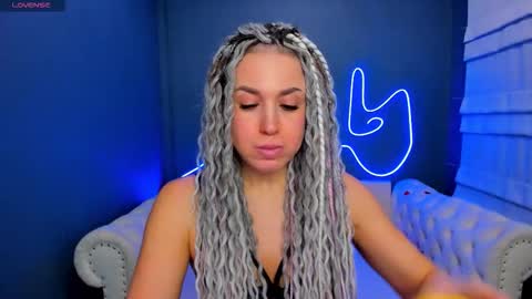 Roxy online show from February 17, 1:38 am