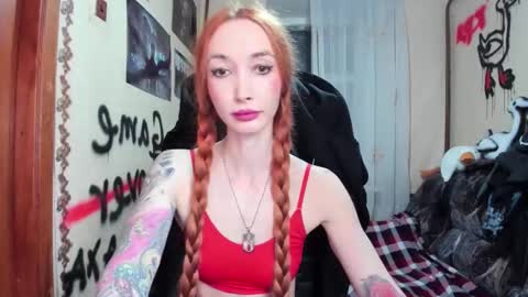 Snapshot of roxy_silver chatting on September 15, 9:00 pm Roxy online show from September 15, 9:00 pm