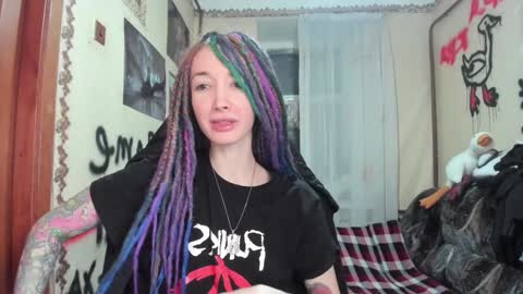 Snapshot of roxy_silver chatting on January 21, 10:19 pm Roxy online show from January 21, 10:19 pm