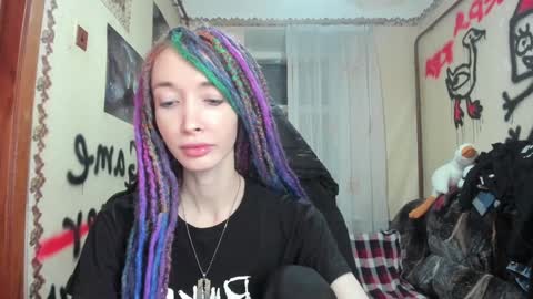 Snapshot of roxy_silver chatting on December 30, 7:42 pm Roxy online show from December 30, 7:42 pm