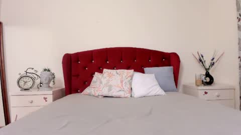 Roxy online show from February 5, 7:00 am