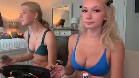 Roxy Rain online show from February 5, 8:34 pm