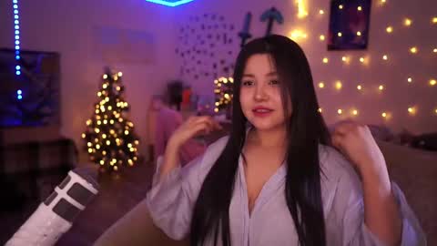 roxysuh online show from March 8, 7:13 am