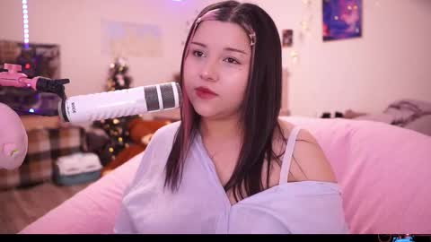 roxysuh online show from September 9, 6:35 am