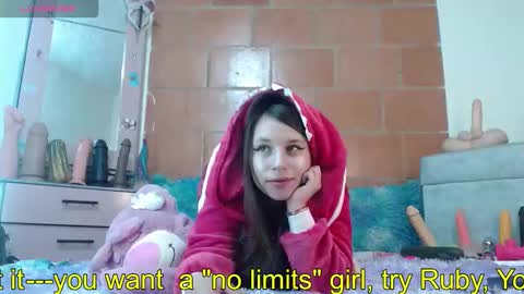 rubyemerald_ online show from March 4, 3:02 am