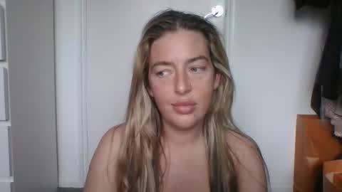 rubyredxxxoxxx online show from February 1, 8:24 am