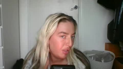 rubyredxxxoxxx online show from January 19, 2:17 pm