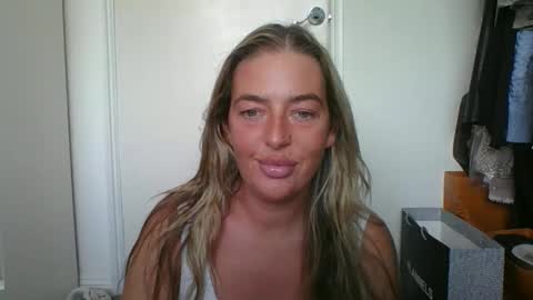 rubyredxxxoxxx online show from September 13, 10:12 am