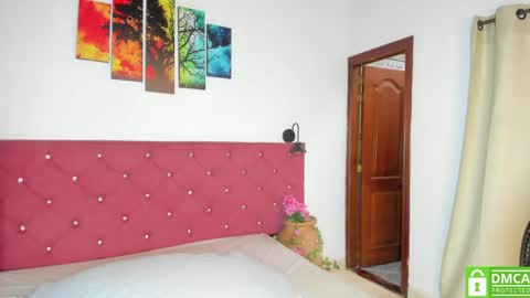 Ruth online show from April 6, 12:39 pm