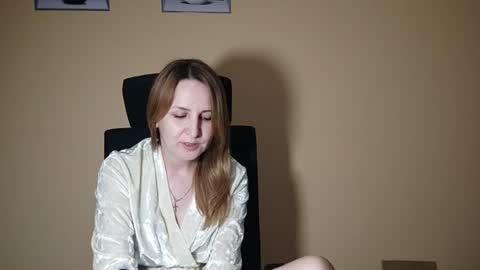 Ruth online show from June 9, 7:35 pm