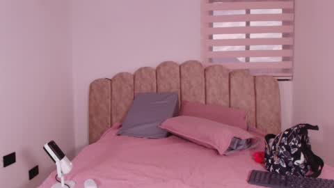 s_sofia_ online show from June 5, 7:20 pm