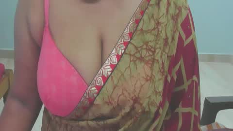 Saanvi Angel online show from February 16, 1:16 am