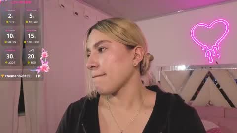 saaya_tay online show from June 15, 3:40 am
