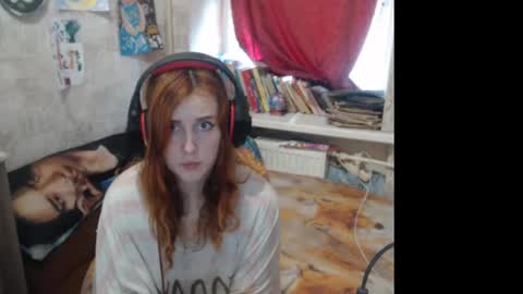 Snapshot of sabochka888 chatting on March 7, 6:46 am sabochka888 online show from March 7, 6:46 am