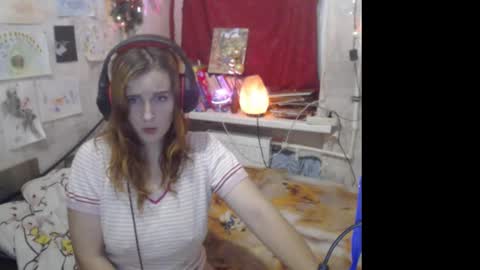 Snapshot of sabochka888 chatting on December 24, 7:39 am sabochka888 online show from December 24, 7:39 am
