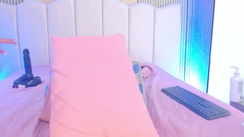 Sacha Malala  online show from March 12, 8:44 pm