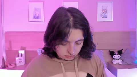 Snapshot of sachi_meow chatting on February 9, 1:14 pm Ig online show from February 9, 1:14 pm