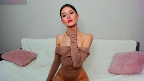 Snapshot of sacura_sacura chatting on October 11, 3:59 pm Sacura online show from October 11, 3:59 pm