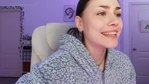 Snapshot of sadierenee96 chatting on October 17, 9:51 pm Sadie Renee online show from October 17, 9:51 pm