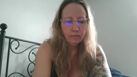 safetyqueen online show from February 28, 7:24 pm