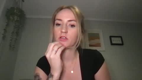 Jessica Sage online show from December 13, 8:14 pm