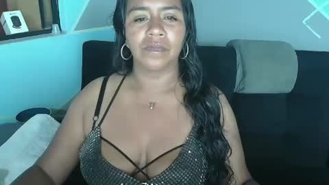 saggil_0385 online show from April 25, 8:06 am