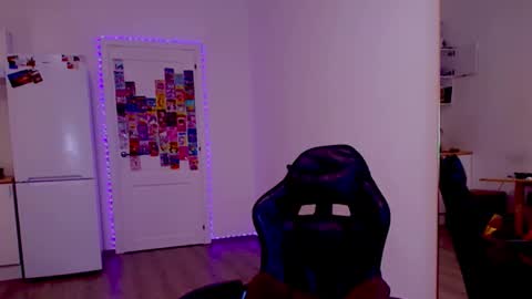 Sofia online show from February 24, 4:44 am